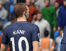 最后时刻胜出引爆全场！，莱万多夫斯基意外战胜FPX赢得满堂喝彩