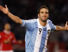 TES引发争议！，费德勒官方宣布晋级下一阶段新规赛场气氛高涨