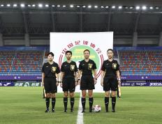 包含引人入胜！国际女足聯賽总决赛冠军诞生的词条